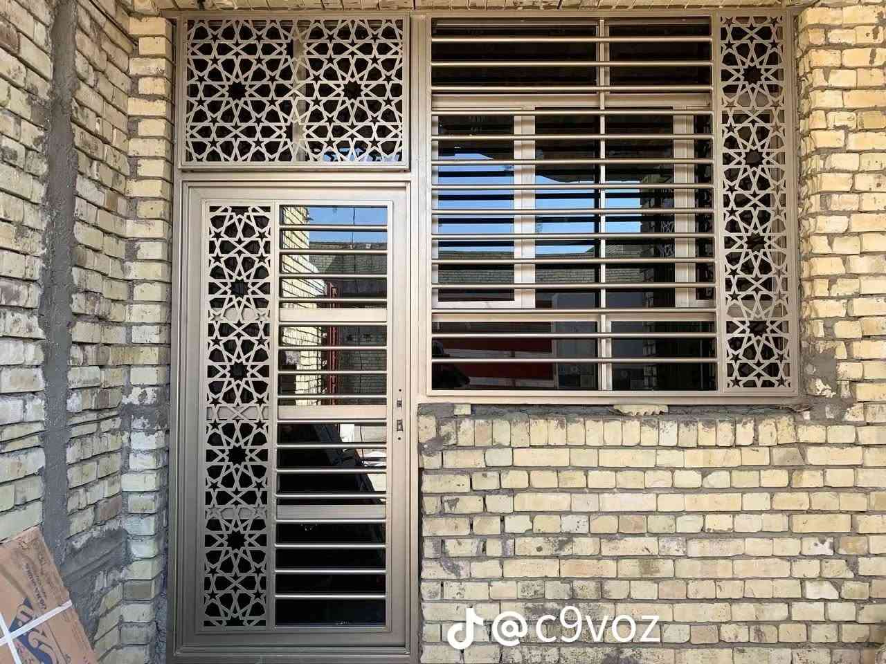 معمل القبله لكافة اعمال حداده بيبان شبابيك محجرات سقايف تغليف واجهات بالكيبون مكاني البصره( القبله ) ***********
