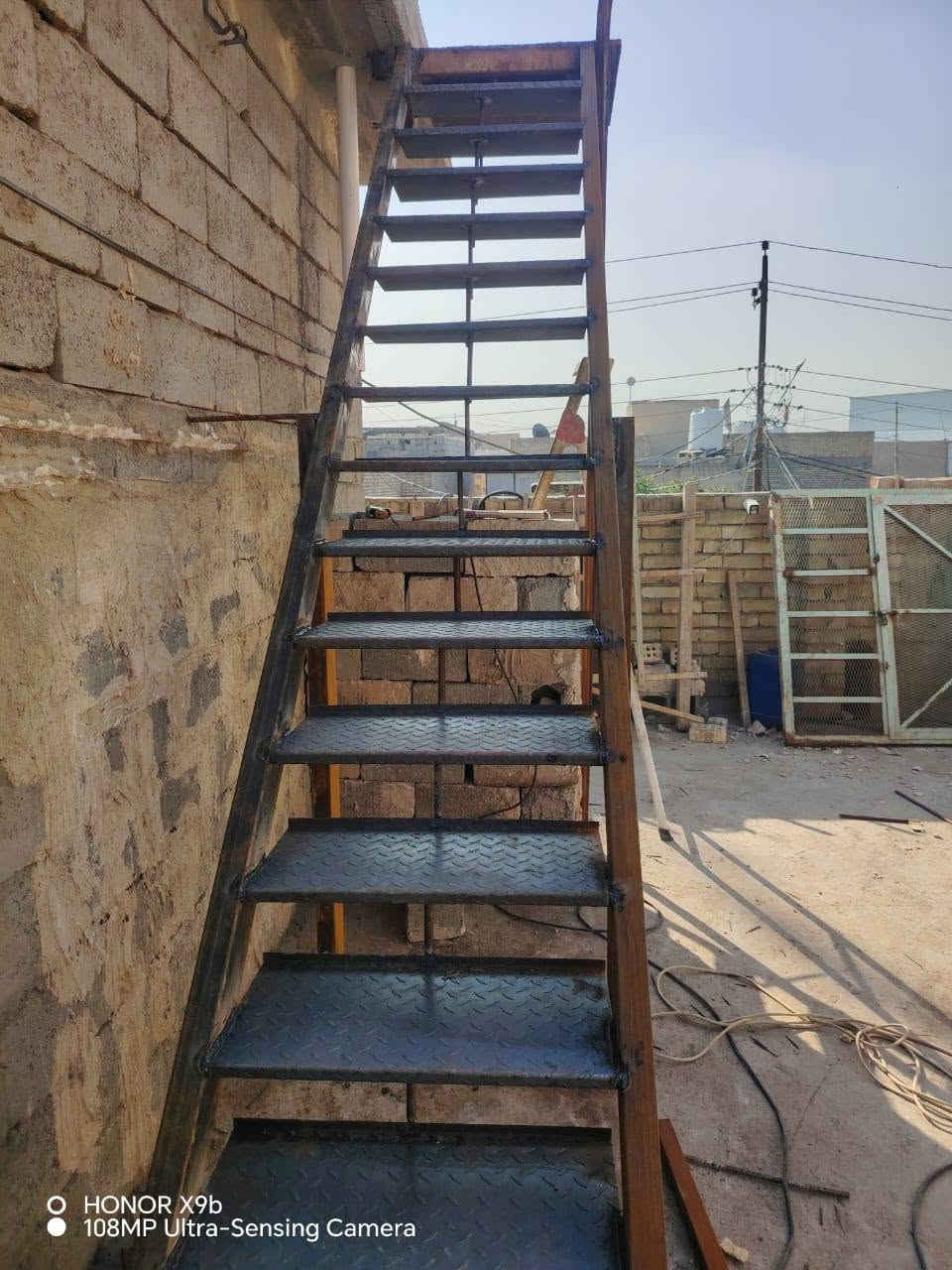 حداده ابو محمد سقوف مضلات أبواب شبابيك الأرقام
الواتس ***********
الاتصال ***********
