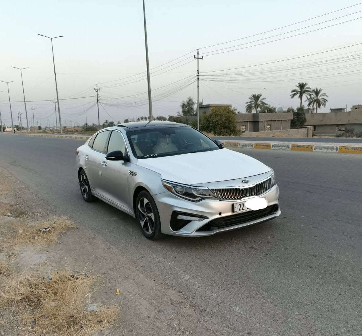 سلام عليكم كيا اوبتيما 2020 امريكي فول مواصفات واحد على واحد أعلى فئه  
رقم اربيل انكليزي تحويل مباشر 
بانوراما قطعتين  اشيار ب المري 
محرك V4 GDI جديد كير جديد 
بصمه تشغيل وبصمات ابواب 
خزن ميموري كشانه كهرباء جلد كشانه تدفئه وتبريد تبريد ثلج قطعتين ❄️
شاشه كبيره بلاديه 
مانع انزلاق مثبت سرعة تحكامات ستيرن جهتين 
هاند بريك كهرباء دكمه
تحديد مسار 
دخول ذكي رادار اشتياز وبعد هواي مواصفات معروفه صبغ ثلاث قطع بدون
 دواخل 
مكاني رمادي 
سعر (127 $) استفسار ***********
***********
