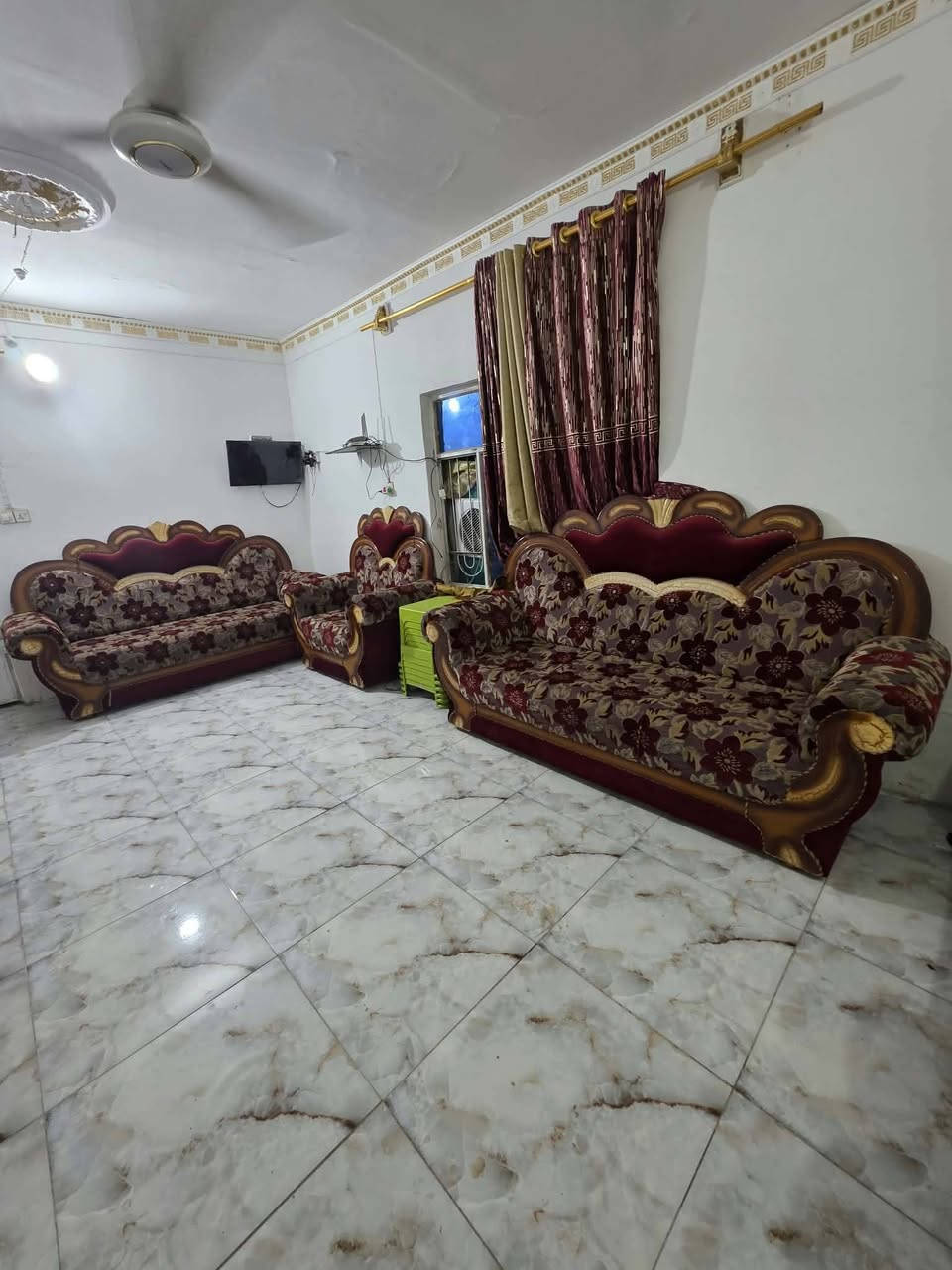 السلام عليكم تخم شغل درجه أولئ
تخم 15نفر للبيع شغل ملكي 
سعره 500وبي مجال 
مكان حله مركز @إشارة 
للاستفسار***********
