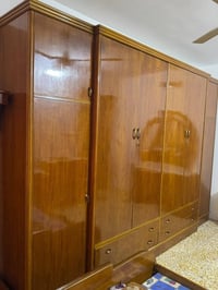 غرفه نوم • ستة أبواب • حي الخطيب