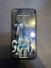 ايفون 11بر البيع ضهر مكسور  السعر 200الرقم07759659448
