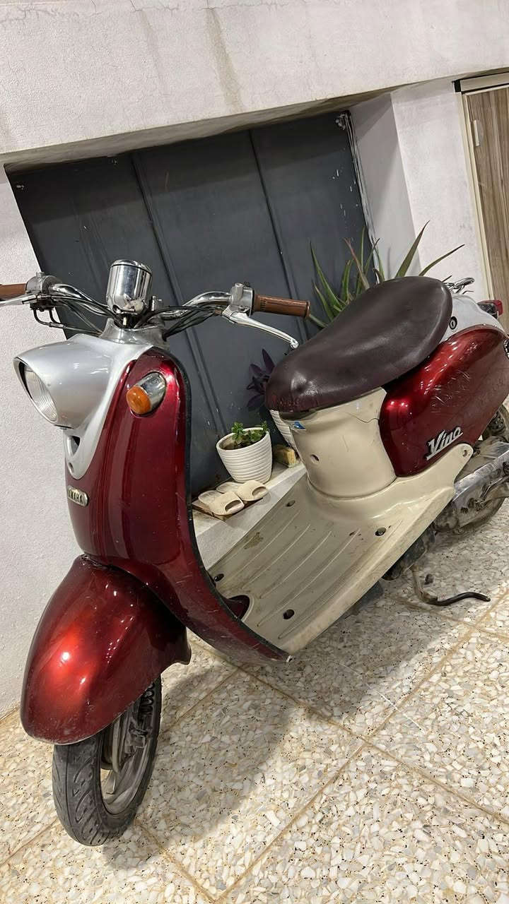 عبدالحيم للبيع كهربائية كلها شغال فقط يحتاج باتري دروعه تعبانه شوي يحتاج تنضيف كابريته فقط نطيني سعرك رقم موبايل ***********
