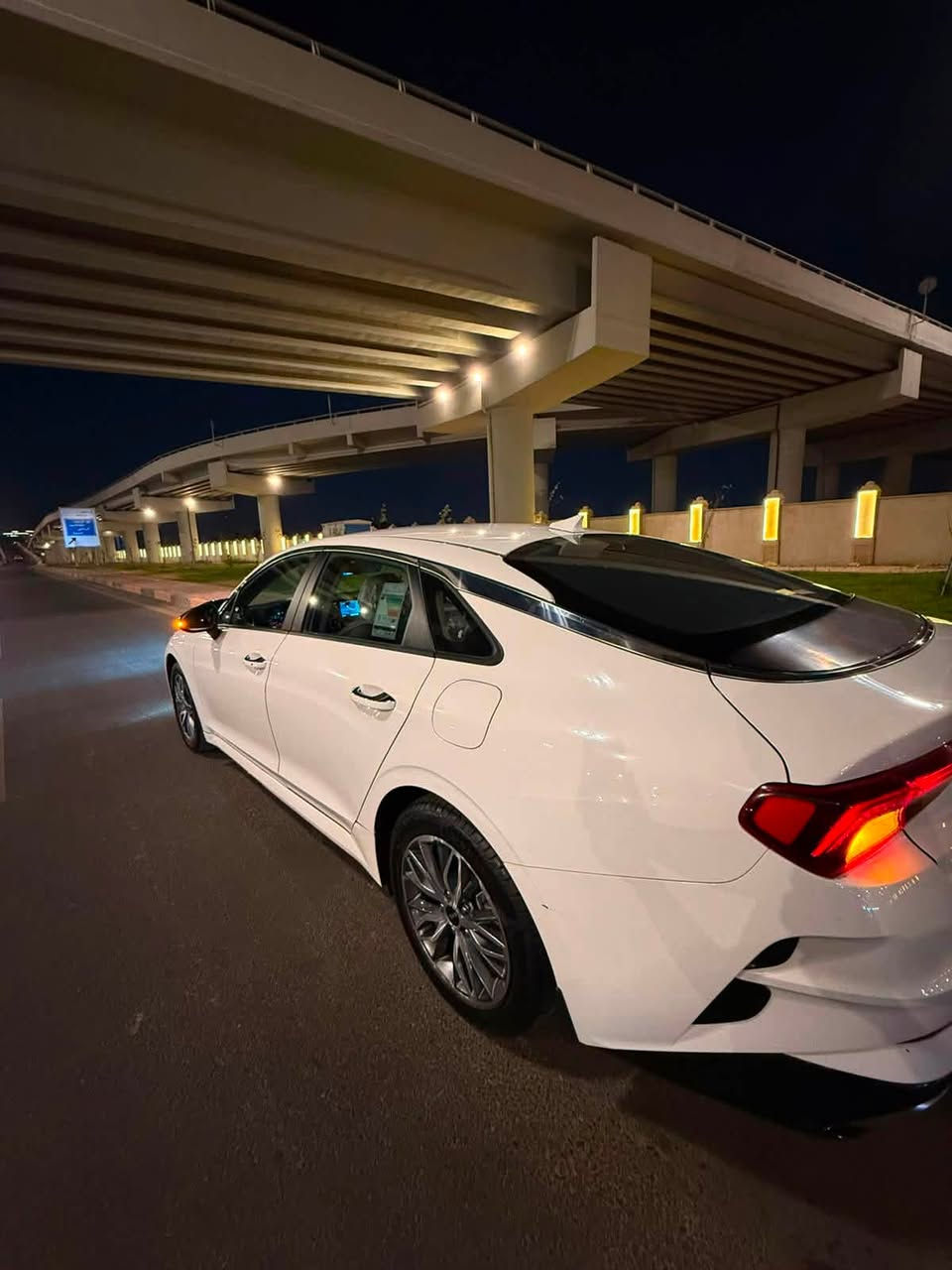 K5 خليجي موديل 22بدون قطرة صبغ
محرك 2000 دووش

كير AT

كشنات جلد ابيض

مود درايف 5 وضعيات قيادة

مثبت كروس سرعة

كشن كهرباء

لايتات كشاف ضباب

رادار امامي

رادار خلفي

مري شفط

حماية سرقة

آبل كاربلاي 

تبريد امامي خلفي منفصل

فتح صندوق ذكي عند الاقتراب 

ترحيب اثناءءتشغيل سيارة

كامرة داش كام داخلي وخارجي امامي خلفي

حساس ضغط الاطارات

ABS مانع انزلاق

سيارة خير من الله كلش نضيفة وجديدة مال جناي 

مكان شارع بغداد الربيع الحرية

 السعر 165  وبي مجال لشراي

رقم اربيل وسيارة بأسمي تحويل ثاني يوم 

رقم هاتف ***********
