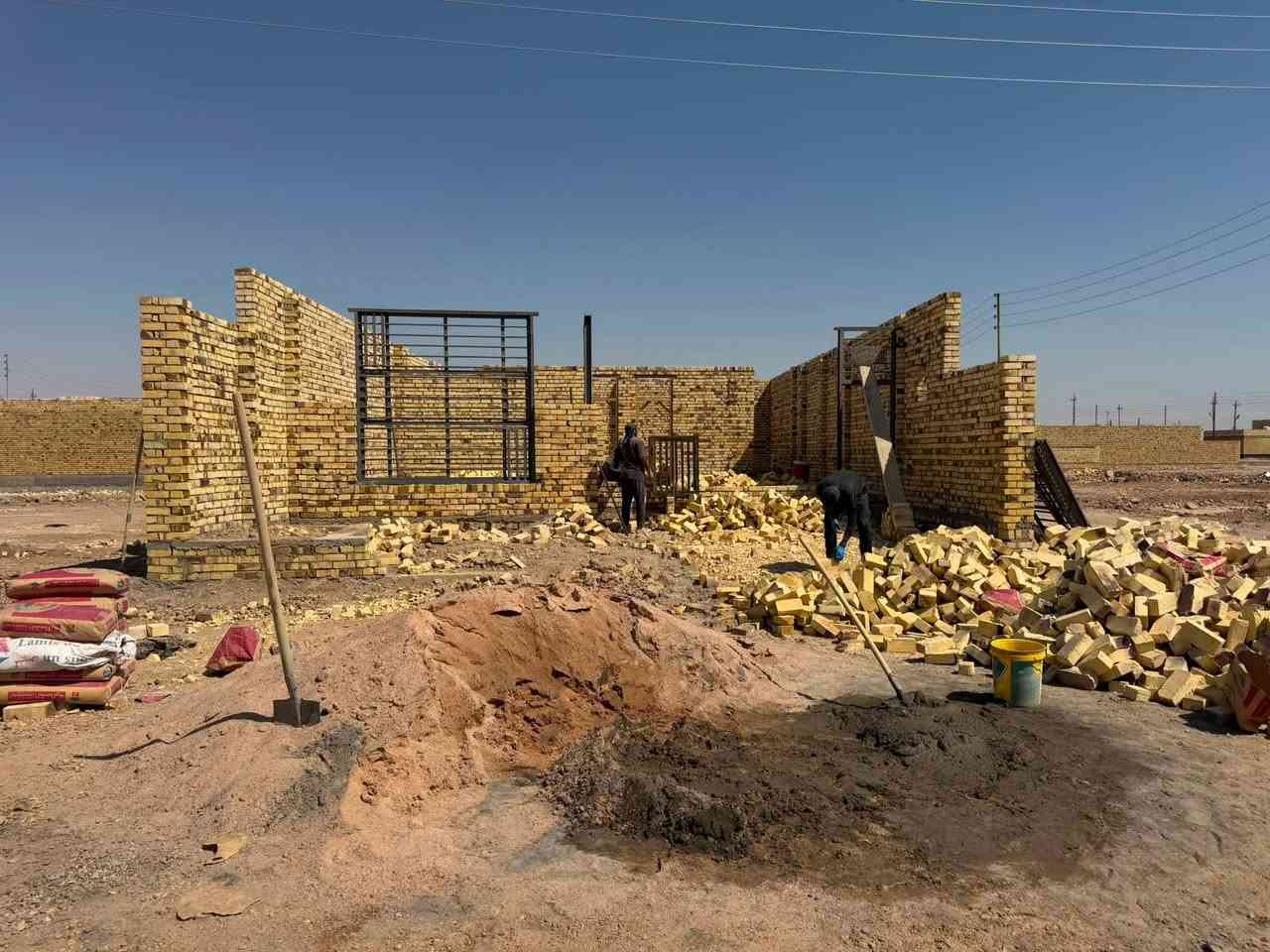 دار البيع زراعي قرب  قرب دار المسنين 
حي الجزائر الدار البيع قيد النجاز 
المساحه 200 متر  الشغل درجه أولى موصفات 
تسليم مفتاح بزمن قياسي 
بسعر مناسب جد 
التواصل اتصال او وتساب ***********
