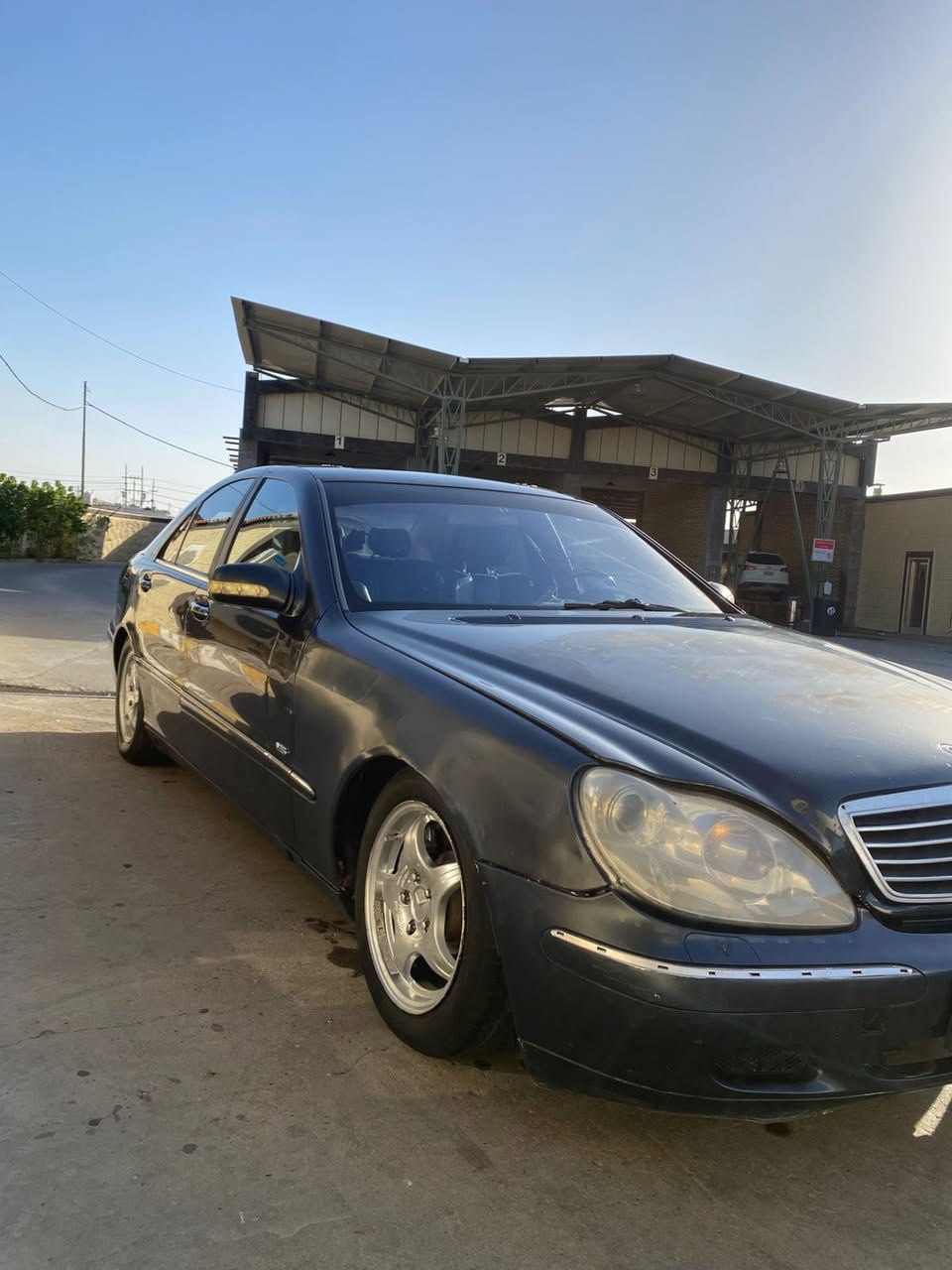 مرسيدس غواصة ادوات متوم شمالي
S 500  .. 2001 
لون مميز نيلي متغير 
مكينة ٨ سلندر كفاله 
كير كفاله كهرباء كلشي بشرط 
جوبلسات تصعد وتنزل 
السياره حلوه وبلادية وخير من الله 
بيها جاملغ امامي صبغ
مكانها البصرة 
السعر ٤٥ ورقة والشراي يدلل 
رقم الهاتف 
***********
