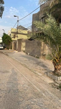 بيت للإيجار/رهن • ١٢٠م • حي المعلمين