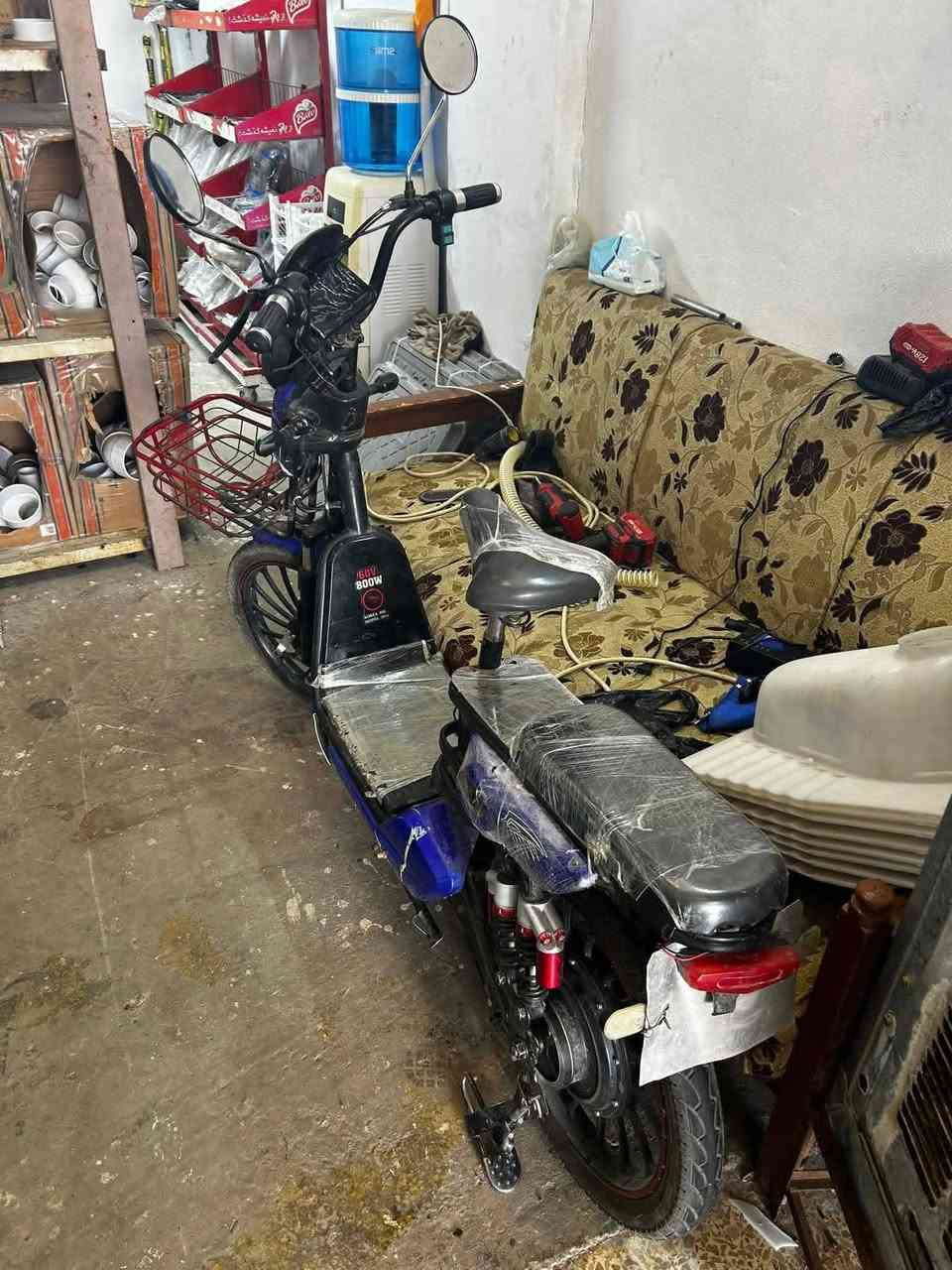 للبيع شغال باتريات  70% سعر 140 مستعجل عل بيعته‏ رقمي ‪***********‬‏
