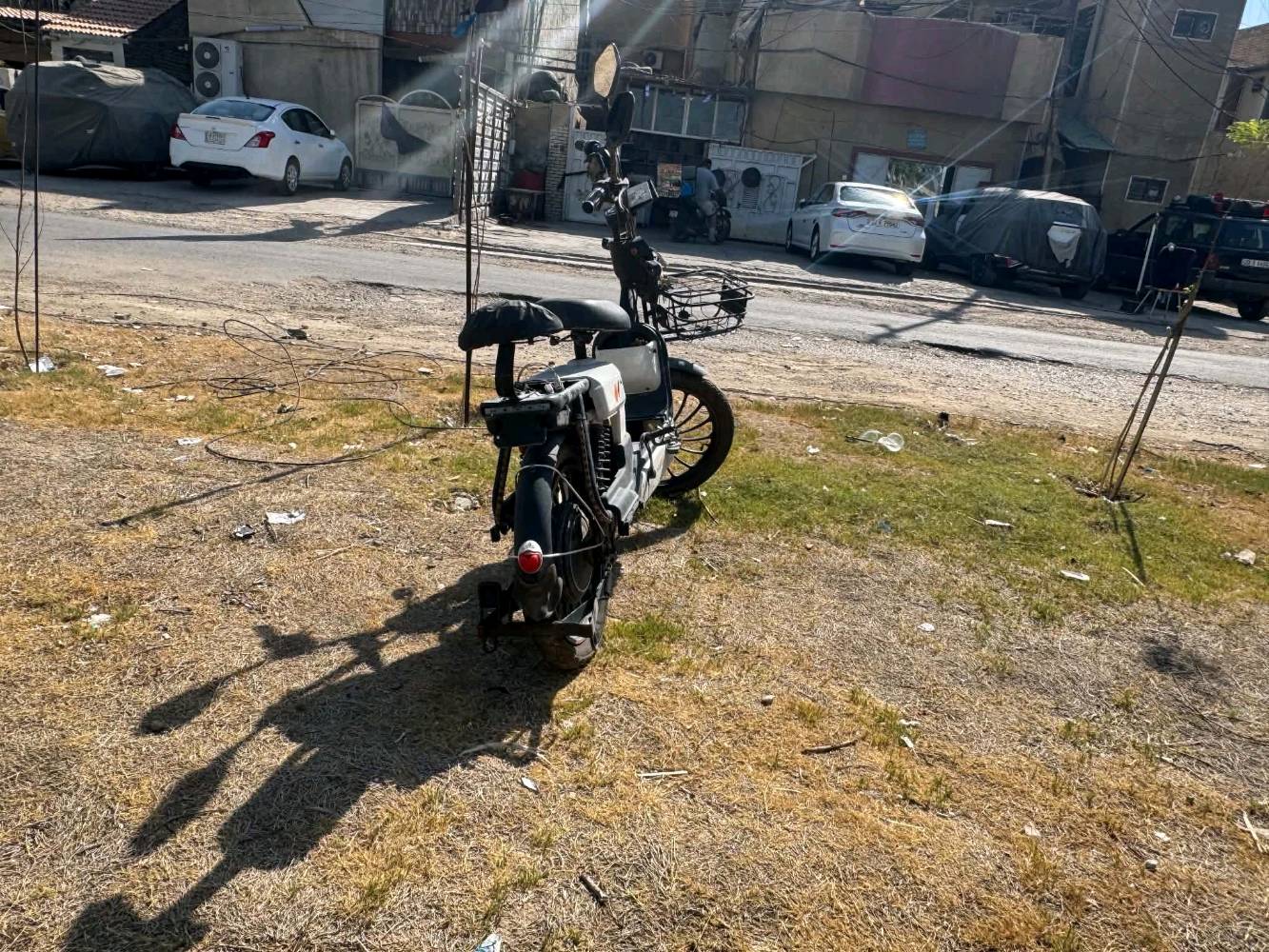 درجة حجم 21 كامله نقص بس البطاريات سعر 125بيها مجال العنوان بغداد الكراده