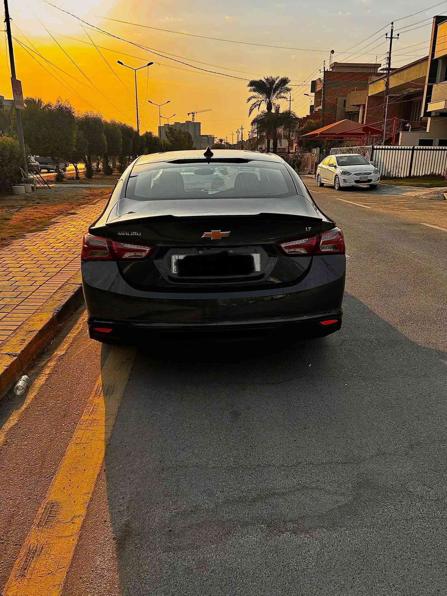سلام عليكم ماليبو 2019 فول مواصفات مكينه 1.500 تيربو لون نفطي
1-بنورما 
2-تبريد مناخين قطعتين خلفي 
3-تشغيل عن بعد 
4-ويل كب رياضي فجوج رياضي برتقالي
5-سماعات مضخم مخيف 
6-كشنات كهرباء وتدفئه 
وبعد هواي شغلات 

ملاحضه سياره عليهه ادامه منضومه وقود بلكات نوزلات دهن كير امزويل دهن مكينه امزويل فلاتر كامله مكمله ربع متصرف عليه بانزين فقط سوبر كلش مداريهه وبل عافيه ع ياخذهه صدرهه جديد مابي نقص داخل اسود جديد

حادثه كلش خفيف سطحي موضح بصور سياره مال مزاد تخبل 
رقم بغداد 

العنوان بغداد حي العدل
*********** واتس اب

السعر اكتب رقم 1يوصلك خاص 🌹

