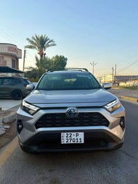 راف فور 2024 xle بريميوم هايبرد ماشية : 14 الف ميل  اللون : سلفر   الم...