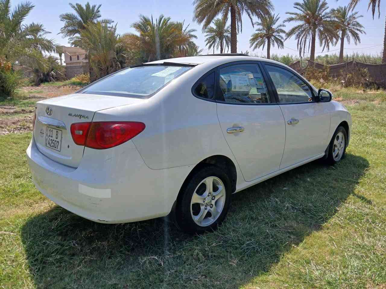 للبيع النترا ٢٠١١ خليجي رقم بغداد الدوالي الجديد بسمي هزة وسنويه ورقم كله جديده السيارة جديدة بمعنة الكلمه كير وحدادية ومحرك خير من الله تبريد ثلج محرك ١٦٠٠ دكشن عالي بيهة الهلا الجاملق صبغ فقط والباقي كفااااله من الصبق والتبديل شرط السونار السعر ١١٢ ورقة وبيها مجال*********** مكان السيارة بغداد المحمودية
