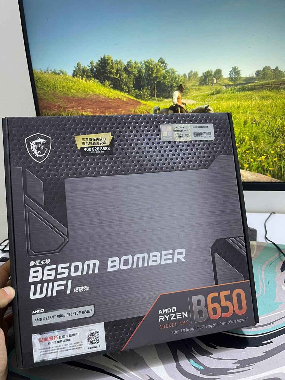 تجميعة وحش ال 2k للبيع
 *المعالج AMD Ryzen 5 7600X
*المذربورد MSI B650M Bomber WiFi
*كارت الشاشة ZOTAC GeForce RTX 5070 12GB GDDR7
*الرامات T-Force 32GB (2x16GB) 6000MHz )
(CL30
*التخزين Lexar NM620 1TB M.2 NVMe
*البورسبلاي Segotep GM750W 80+ Full Modular (White)
*التبريد DeepCool AG400
*الكيس GameOn Go-Emperor (White)
استعمال جدا نظيف 
السعر 2,390,000 سعر ثابت جوة السوك 🫡
للتواصل خاص او على الواتساب ***********
متوفر توصيل
