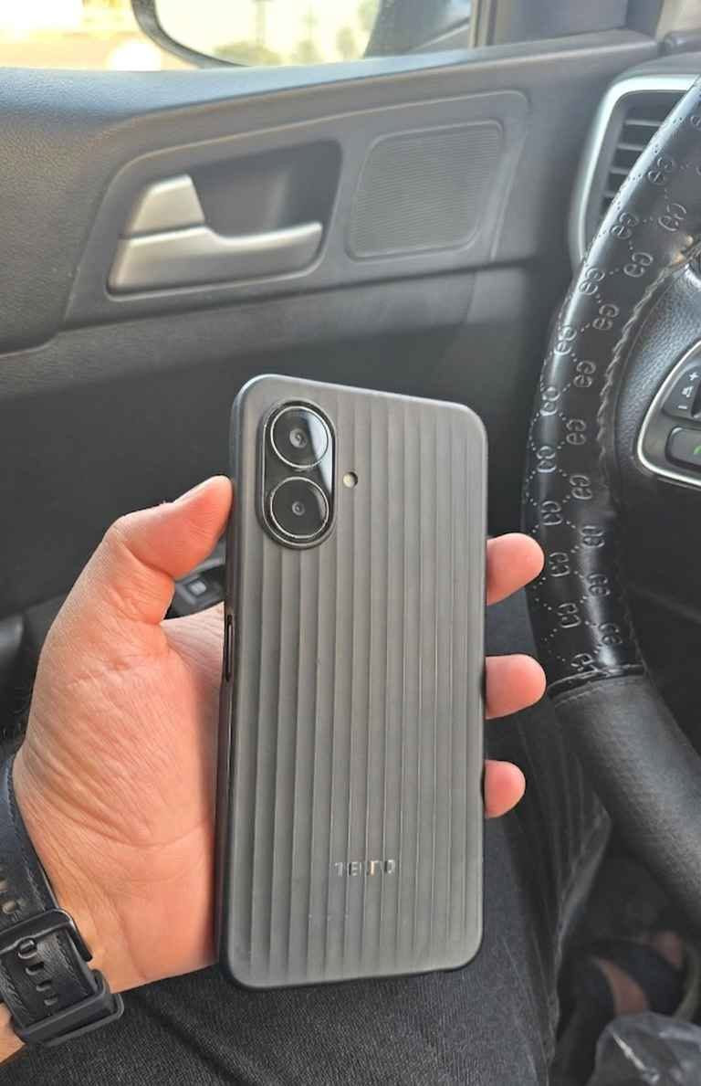 للبيع | TECNO SPARK GO 2 ✨
🔥 الجهاز جديد ونظيف جدًا، .
✅ شاشة 6.67 إنج HD+ بمعدل تحديث 120Hz. ✅ معالج Unisoc T7250 يقدم أداء ممتاز للاستخدام اليومي. ✅ كاميرا خلفية 13MP. ✅ كاميرا أمامية 8MP. ✅ فلاش أمامي للتصوير والإشعارات ✨. ✅ بطارية 5000mAh تدوم طوال اليوم. ✅ شحن سريع 15W بمنفذ Type-C. ✅ بصمة جانبية + فتح بالقفل بالوجه. ✅ سماعات ستيريو بصوت DTS. ✅ يدعم شريحتين + ذاكرة خارجية. �
💰 السعر: 110,000 دينار عراقي فقط.
📩 للاستفسار أو الحجز راسلني على الخاص، والبيع للأسرع.
**فرصة ممتازة للي يريد جهاز حديث، نظيف، وسعره مناسب. 
متوفر توصيل لكل محافظات العراق 
للتواصل *********** بغداد, العراق
