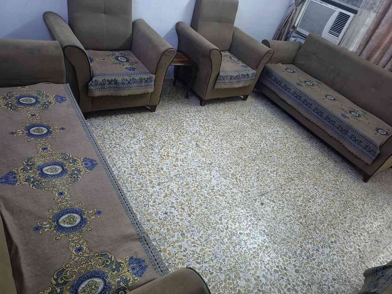 تخم ١٠ مقاعد 
قيييم واخذ اليوم اريدهن ينشالن بغداد الاسكان 
***********
