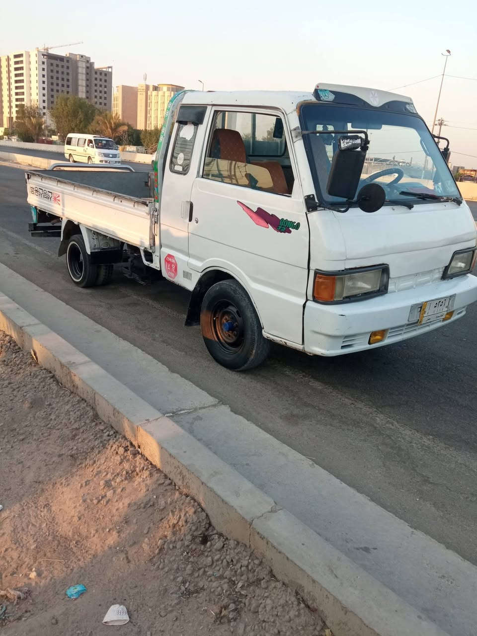 سلام عليكم كيه بنكو البيع موديل 94 سياره حلوا 7جنكال رقم شاصي مو شعار سياره كفاله من عده المكينه بيه خيط بخار 
سعر 43 وبيه مجال رقم *********** مكان سياره نجف
