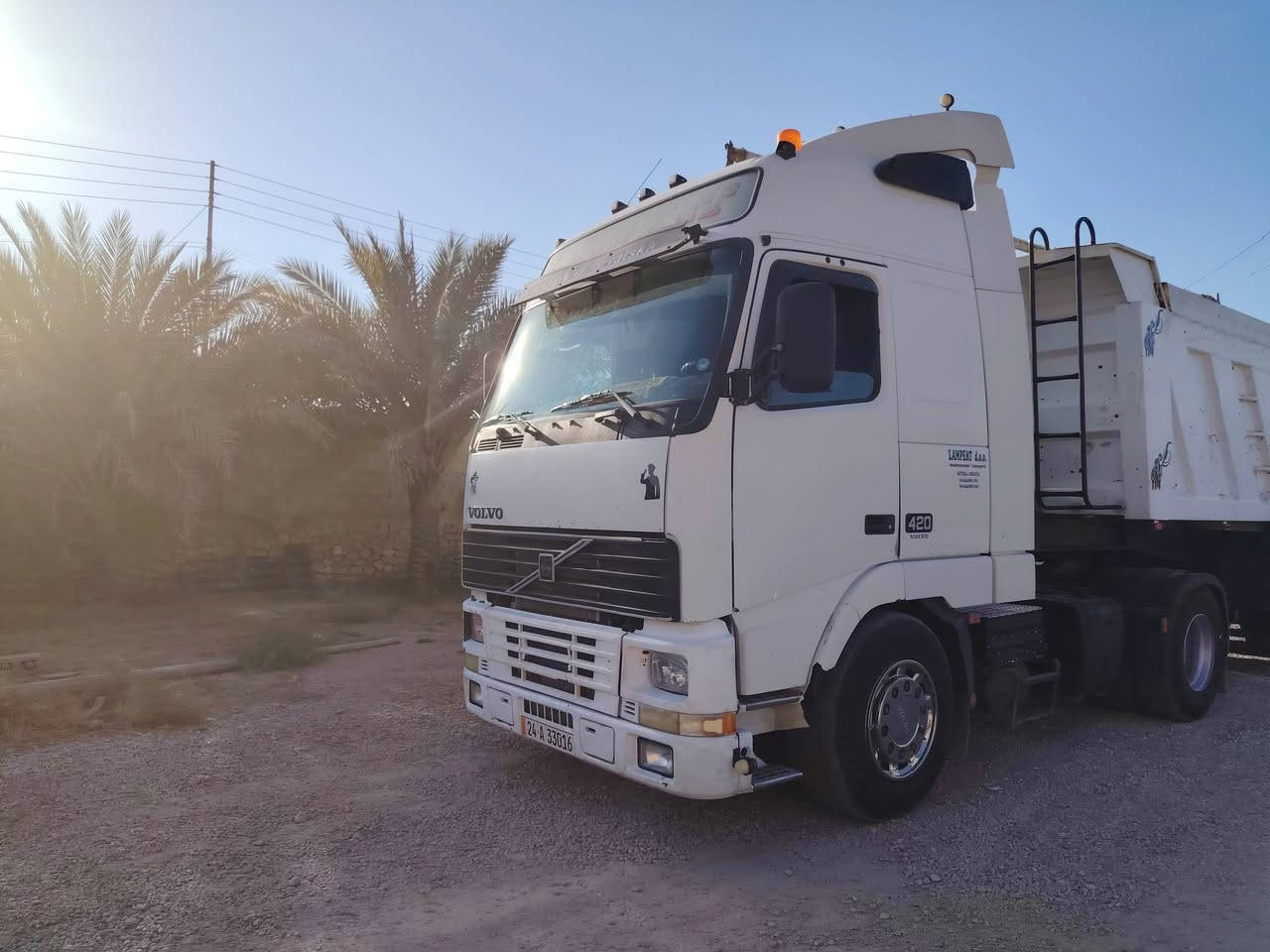 للبيع فالفو FH420موديل2001 جاهزه رقم دهوك
رقم صاحبها+9647807853933
