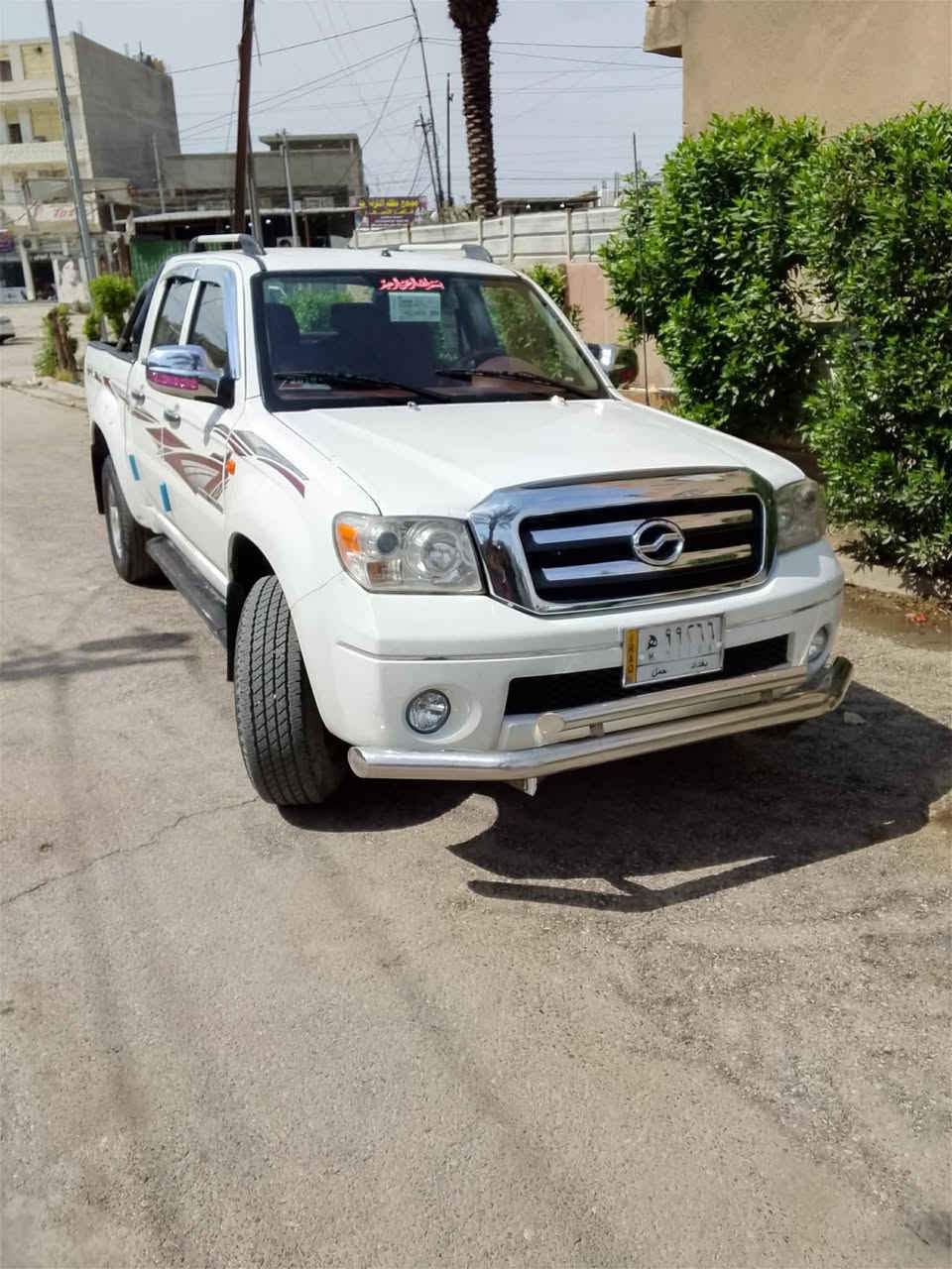 سياره للبيع كرانت موديل ١٨ رقم بغداد مكينه وكير خير من الله تبريد شغال كهربائيات شغاله بطاريه جديده تايرات جديده  بيها شبر بارد فقط السعر ٨٢ وبيها مجال الاتصال *********** و*********** اخوان مكلف بل النشر الاتصال بصاحبها العنوان بغداد البلديات
