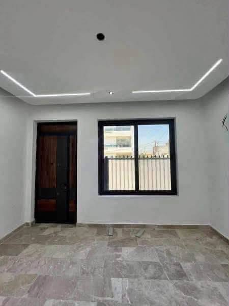 #كرار_الطائي🏡🏡🏡🏡
تونات 50 متر للبيع عرض الشارع 20 متر
كل دار يحتوي على 3 غرف نوم
مطبخ منور خدمات 
الموقع بغداد حي الجهاد ضباط حي الحسين 
للاستفسار ☎️ *********** 
الفديو والسعر هنا 👇
https://www.facebook.com/share/19D7kdfRpq/?mibextid=wwXIfr
