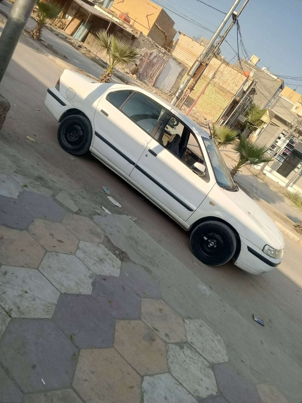 السلام عليكم سمند البيع موديل 12 رقم نجف مكينه وكير جدد فرنسي حداديه جديده تخم تايرات جدد كيجات كله شغاله غرفه حلوه تبريد عوزه فقط غاز شرط ترايك 160 السياره شرط جديده ما عايزه شي راعيه ما متواصل ويا السعر 17 وبيه مجال الرقم *********** مكان السياره ديوانيه قضاء غماس
