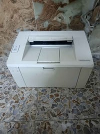 طابعة HP M102a • نظيفة • كاتريج جديد