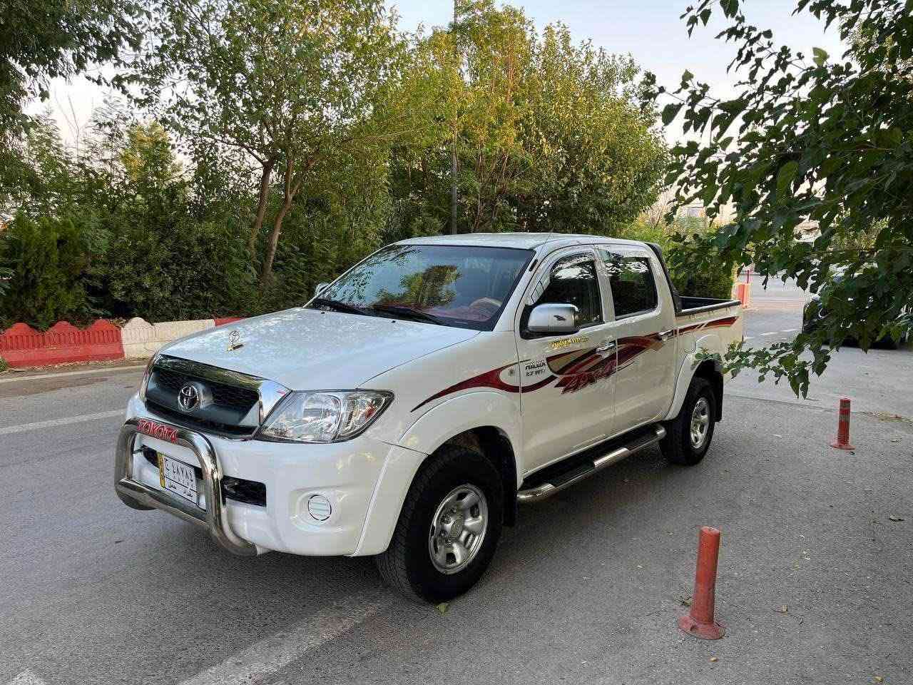 ***********_***********
مەرزیە مۆدێل ٢٠٠٩  دەبڵ ئەکسل ، داخلی دووبەی ناو سور جامکارەبای و شاشە ئایپاد ، گێر و مەکینە و ئەکسل و دەبڵ ئەکسلی بەشەرت ، تەبرید سارد لەسەر دەقی  شەریکە ماوەتەوە ، توند و تۆلە و  دەحم و لێدراو وەرگەراوی نییە ، پەڵە پەڵە سبوخی هەیە لەسەر ساخی ، سەیارەکە  هی ماڵەوە مەعرەزی نەبینیوە  نرخی ٩٥$ معامەلە 

***********_*********** رانية, السليمانية
