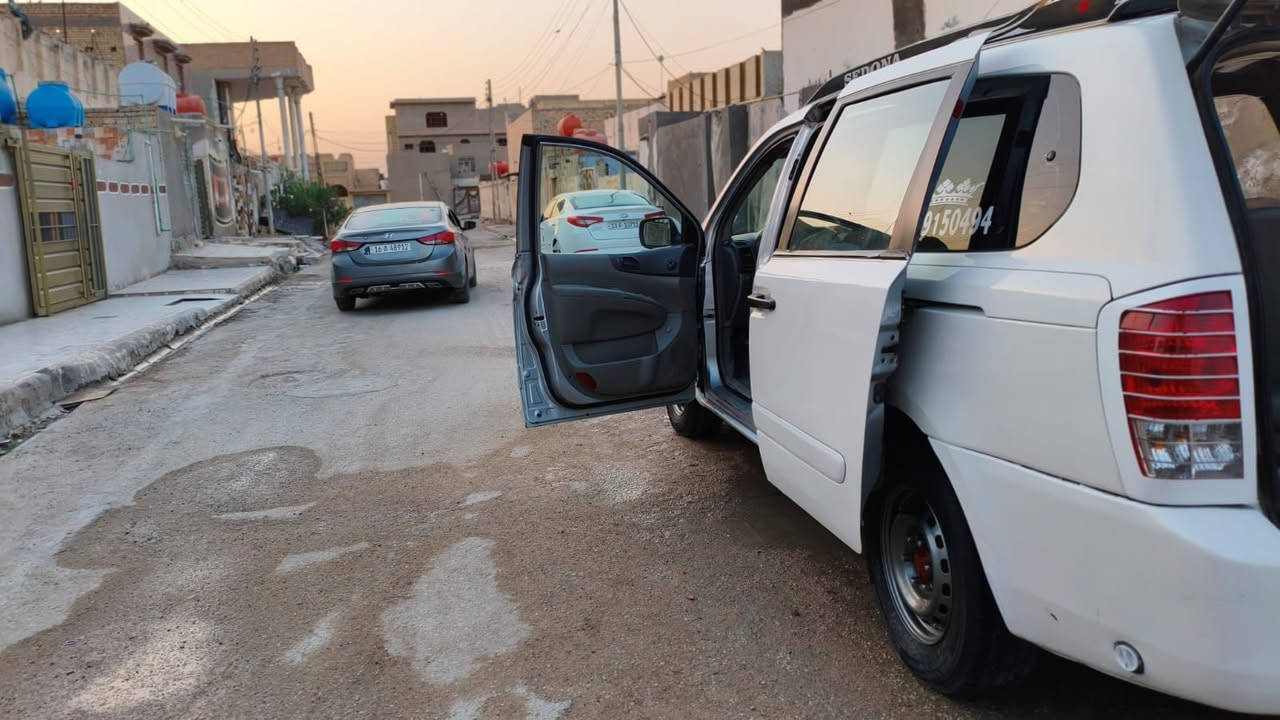 كرنفال موديل 2009خليجي بسمي رقم اجره بغداد سيارة جديدة وجاهزه للبيع او مراوس بحدث السعر  127وبيها مجال موبايل ***********

