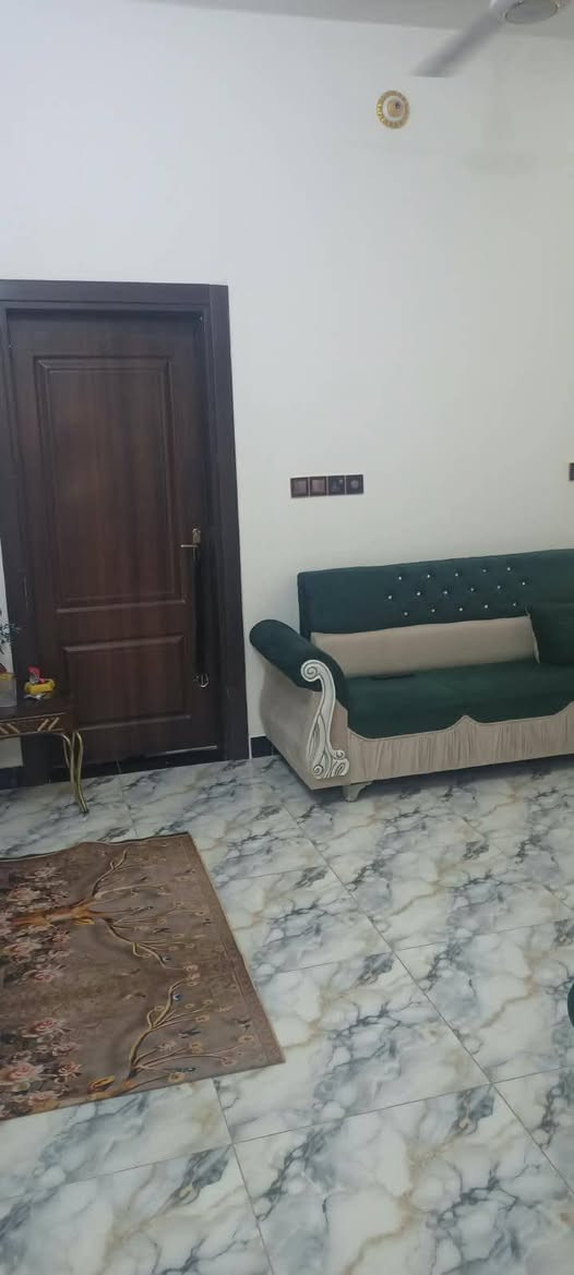بيت للبيع مساحة 100 متر اقصاد ونقد السعر 45 وبي مجال قليل شبانات بيت جديد الاتصال ***********
