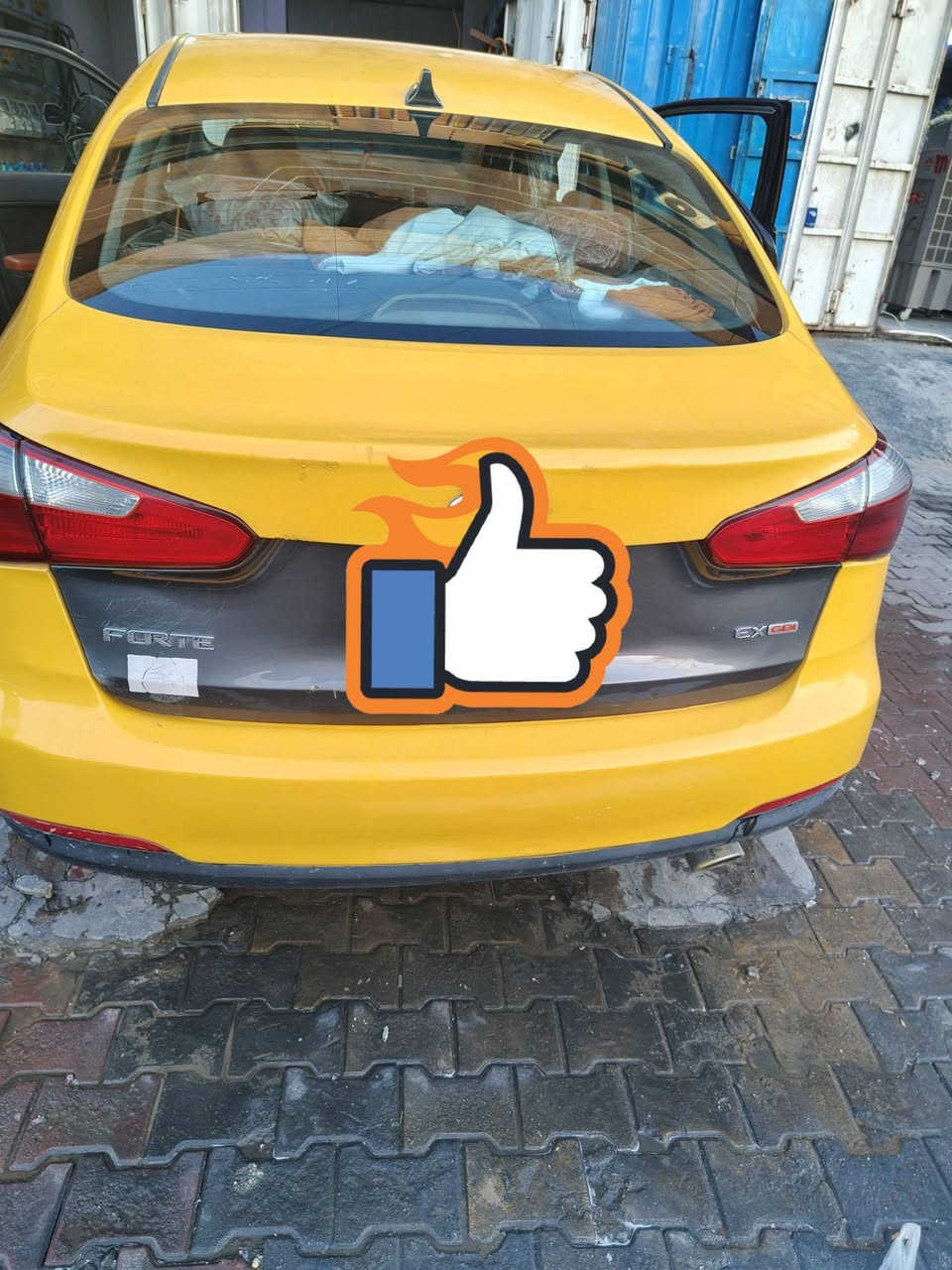 السلام عليكم كيا فورتي موديل 14 وارد امريكي محرك جي تي2000 تبريد ثلج صدر نص عمر منضومه غاز كامله تحكم ستيرن سياره خير من الله. تخم تايرات جديد  حادث سيارة جابلغ وبنيد وبل عراق بااب خلف. السايق بدون تبديل بس البنيد مبدل السعر 86 وبيها مجال *********** مكاني بغداد الرصافه رقم بغداد 11
