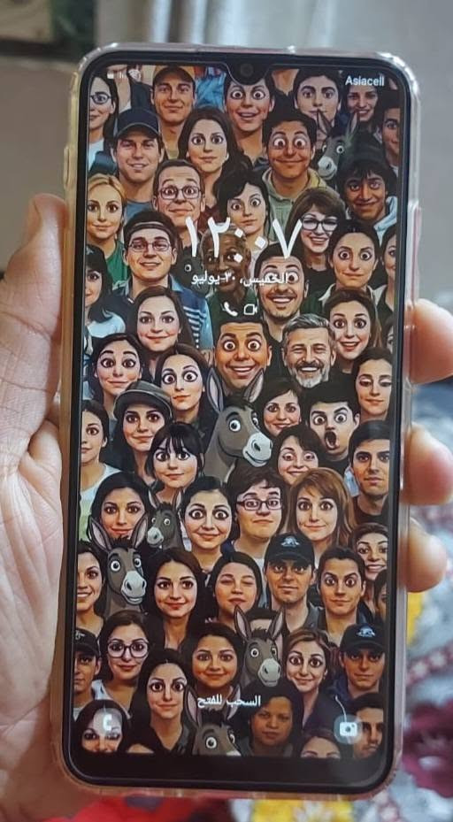 من رخصة مدير الكروب 
اي صفر 3 مكفول كفالة عامة  نضيف نوع سامسونك  جدن اخو جديد شرط سلس مايعلك  ذكرة 46 مال بالة   مو تجاري لي موجود 32 كلش شغال وحلو  
***********
