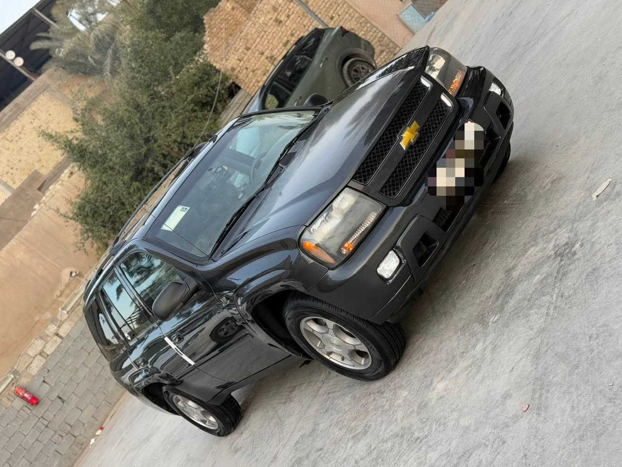 سلام عليكم بلايزر 8 سلندر فول مواصفات مديل 7 مكفول تبريد ثلج صدر جديد مكفول سعر 90 ***********.
