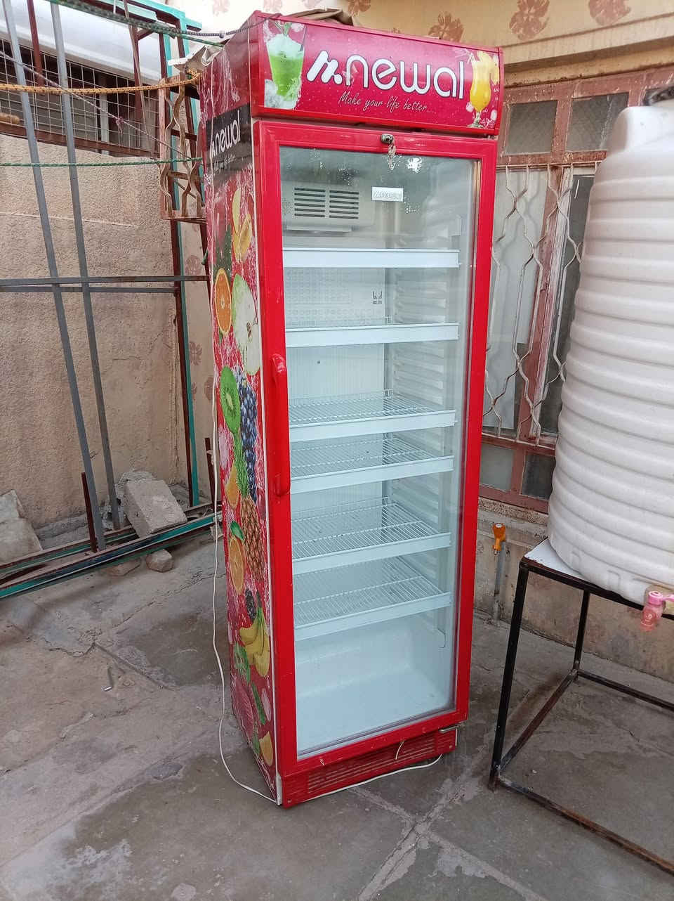 عارضه أخت الجديده سعره ٣٢٥ اوبيه مجال مكانهن بالبناء الجاهز خلف ملعب قديم رقم الاتصال ***********
