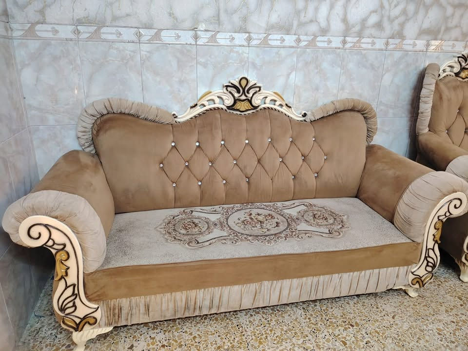 تخت • طبلات • ميز تلفزيون