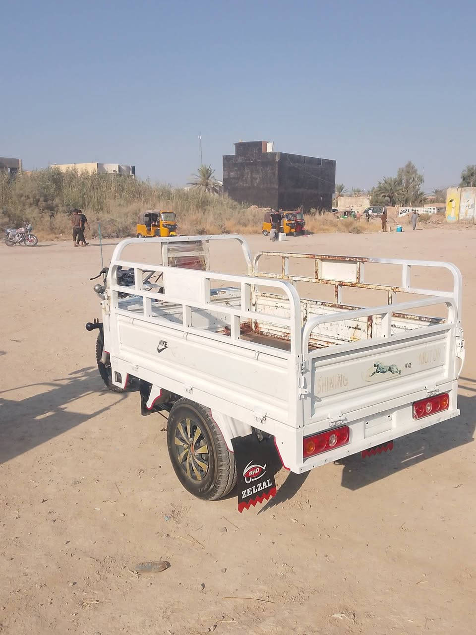 السلام عليكم
للبيع ستوته ام طير موديل 2023

اوراق اصوليه شرط ترقيم 

ستوته خيرمن الله سعرها 1400

بيع مستعجل مكانهه ديالى بعقوبه تقاطع القدس 

***********
