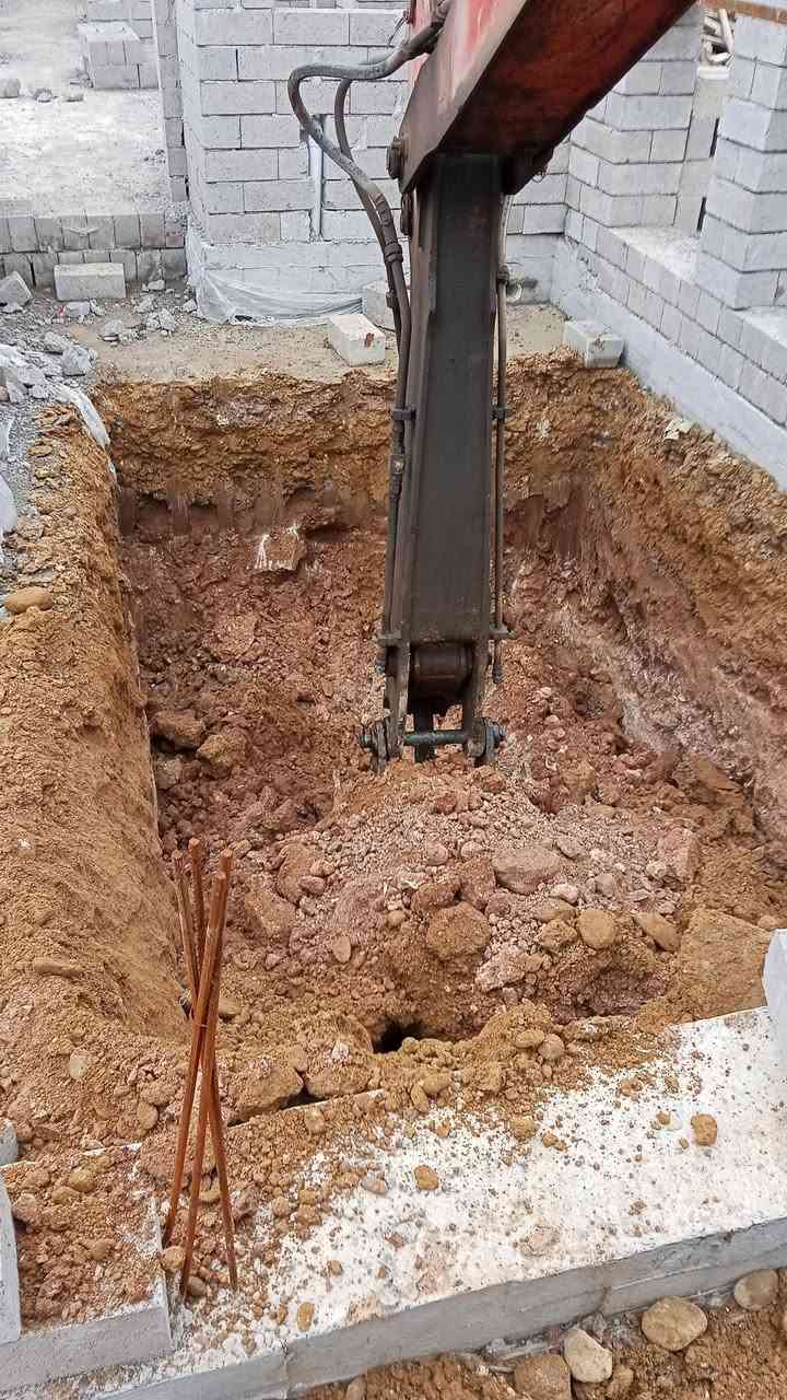 سلام عليكم حبايب جبتلكم بوكلين حجم 75 تاير من الشغل لا مغسوله ولا ملمعه رقم صلاح الدين موديل 1982 الشراي يتوكل على الله ويتصل على هذا الرقم ‏‪***********‬‏ اسيا او *********** اتمنى التوفيق للجميع مكلف بالنشر 🫡
