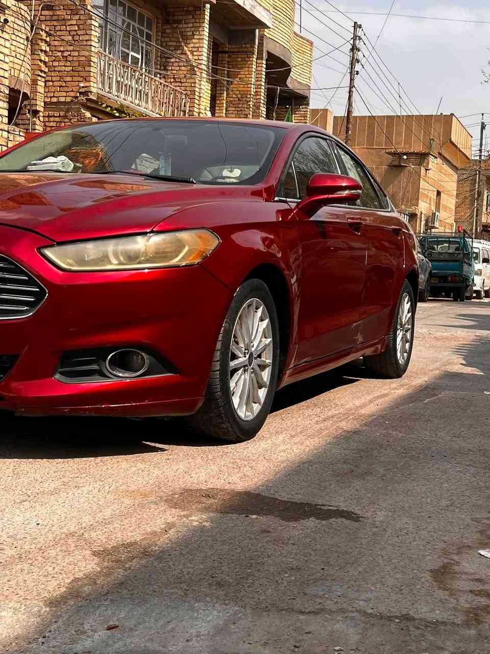 سلام عليكم فورد فيوجون للبيع موديل 2016 مكينه وكير مكفولات مكينه 2500 المرغوب سياره مصبوغه حزام ل اثر جراد سياره  وارد أمريكي بيها ضربه جاملغ وشويه من البنيد سياره باسمي تحويل ثاني يوم سياره غاز بانزين يعني تنسه شي اسمه صرف ابد سياره جاهزه وين ميعجبك روح بيها شدلها شاشه فول مواصفات + سستم صوت كامل سعرها 90 وبيها مجال مكاني بغداد ام الكبر والغزلان رقم الهاتف ***********
