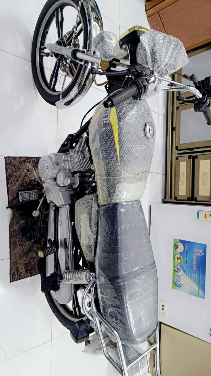 السلام عليكم سيفان موديل 2023 طالعه بل 25 دراجه جديده وحلوه بعدها بل جيس ام الختم شركت سونك باب اول الاصليه لون اسود مكينه 200 جاهزه وحلوه بل جيس اوراق مال وكيل 5اوراق الشراري يتصل مكاني حله شاوي يم فلكت غرفت التجاره السعر مال بيع 700 وهذا رقمي جوه السوك شرط ***********
