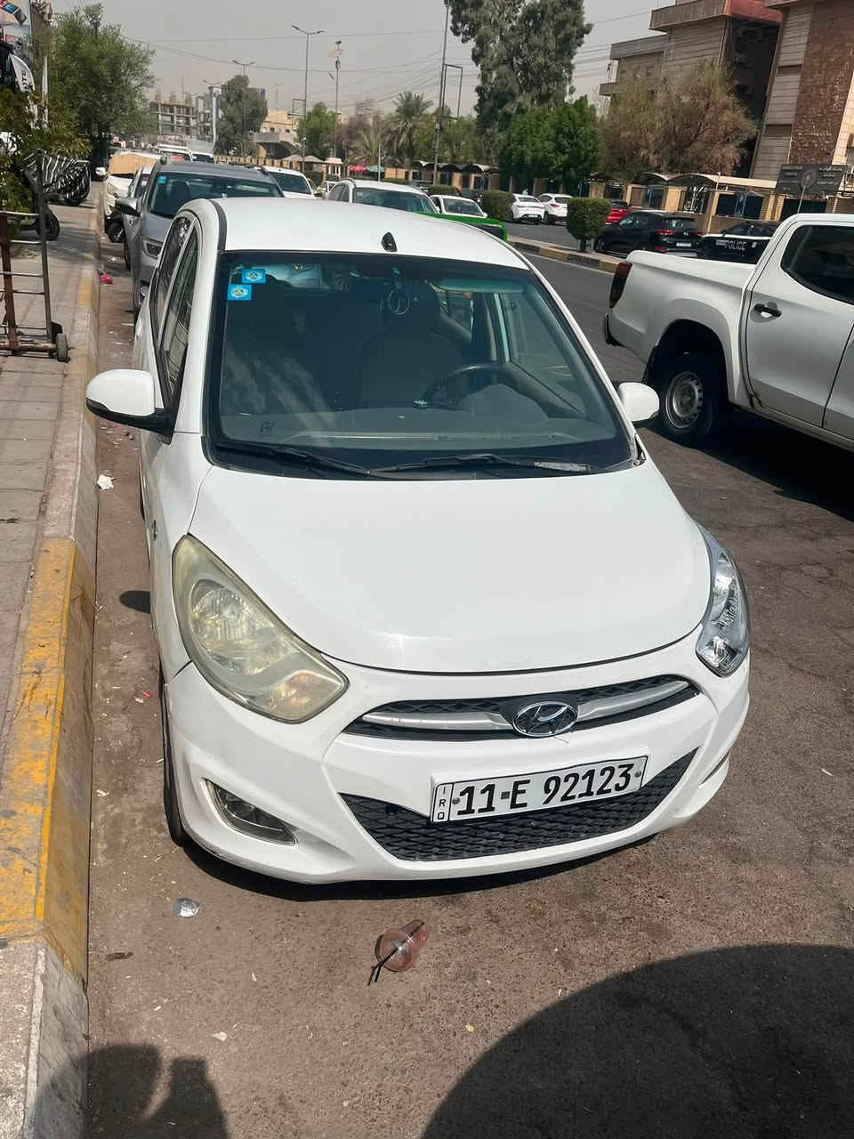 سلام عليكم 
هونداي i10 خليجي 2014
رقم بغداد 
مواصفات
 شاشة كامرة اشاير بل مري
بيها دعامية امامية صبغ
بارد جاملغ ايسر الخلفي 
وبارد جاملغ امامي جهة اليمنى
هزة ورقم وسنوية جديد 
بأسمي السيارة
سعر 68 
مكاني حي الجهاد او كرادة 
***********
