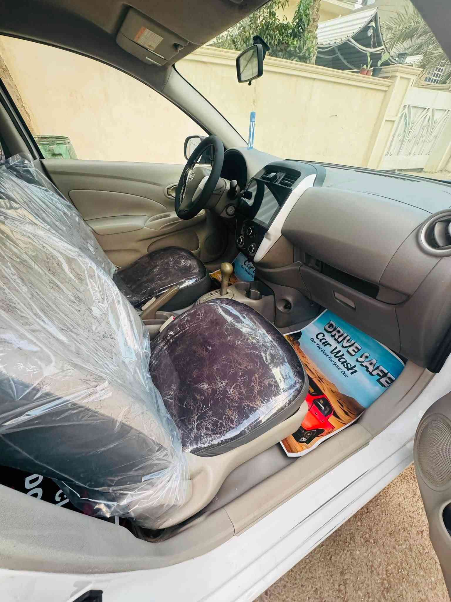 نيسان سني هندي بليته زرقاء موديل 18
ماشيه 100km

السياره جاهزه بدون نقص مدوشمه عام ارضيه وكشنات 

تخم تاير جديد +باتري 

السونر جديد مرفق بل منشور ✅

السعر 89 بيهه مجال كلش بسيط 

مكاني الزعفرانيه اربع شوارع //***********
