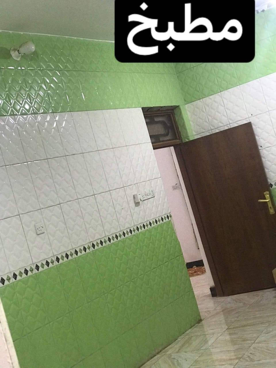 حي الربيع • ٢٥٠م • ٥ غرف