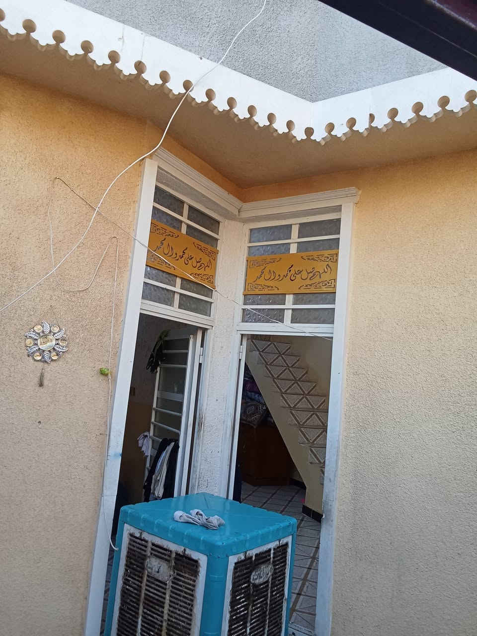 بيت للبيع المساحه 65 سبع قصور قرب السده ثالث فرع عله ايدك اليمنه السعر 30 مليون قفل غير قابل للعمله بي خاص واتساب ***********

