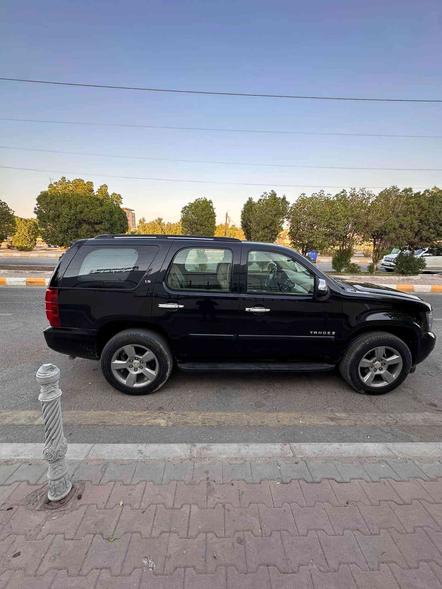 تاهو موديل 2007 خليجي LS رقم سليمانيه دولي  بسمي سنويه 2030  دواخل عسلي سياره جاهزه من محرك وكير  وحداده  لبيع سعره 160 وببه مجال لتصال *********** مكاني ميسان
