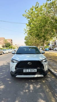 كورلا كروس 2025 هايبرد صيني فول مواصفات السيارة ماشية 19 الف بعدها جدي...