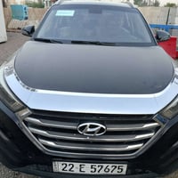 عندي سيارة توكسان 17 للبيع السعر 120بيه مجال  رقم موبايل 07722908844 و...