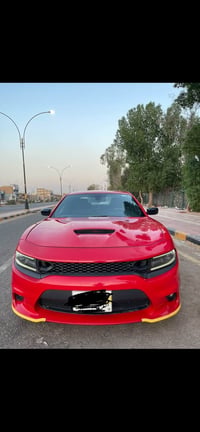 تشارجر RT • V8 5.7 • أحمر طماطي