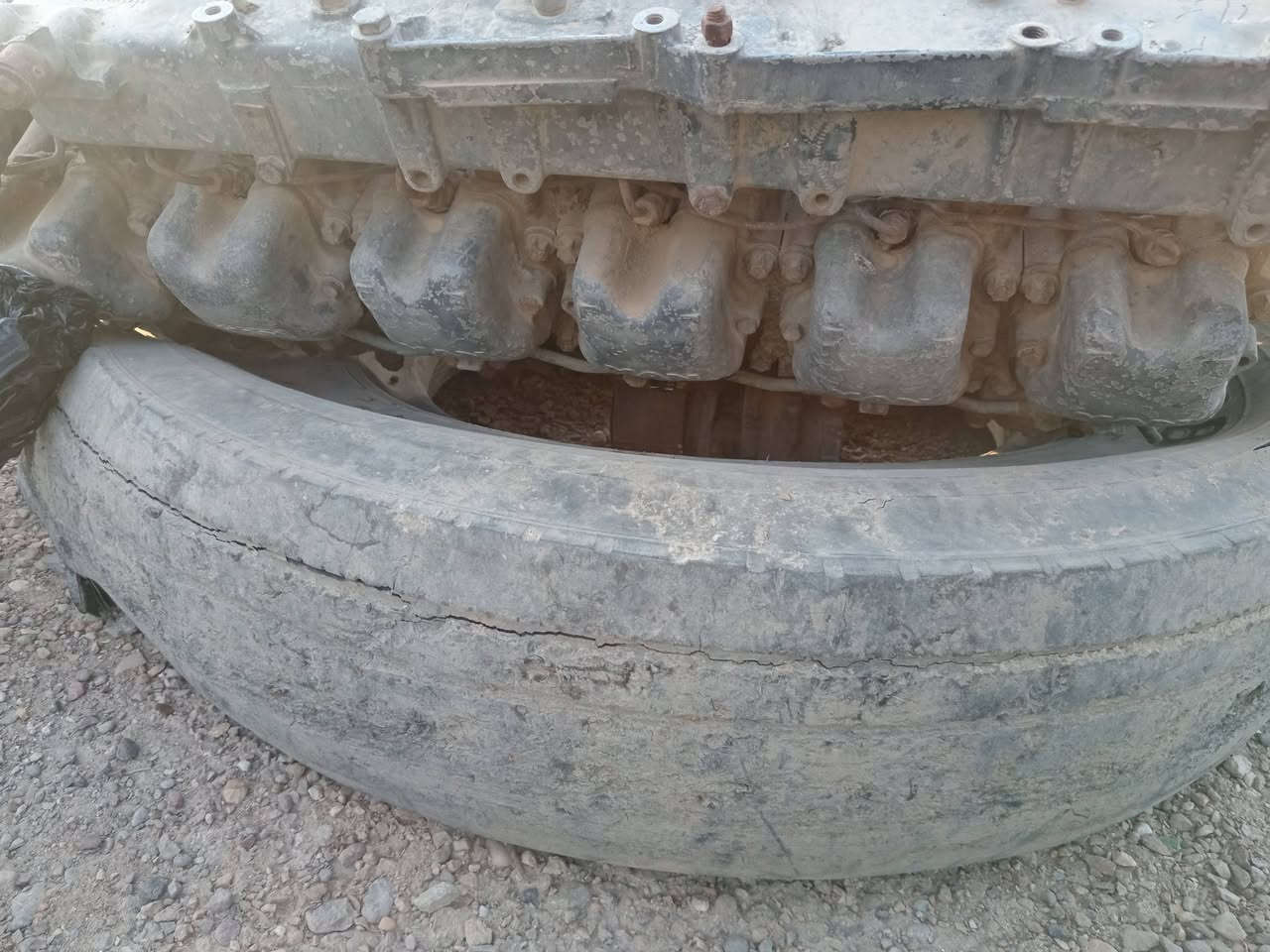 سلام عليكم البيع محرك مان مفتر بيه  يطخ حجم محرك ١٢٨ سعر 5وراق رقمي ***********
