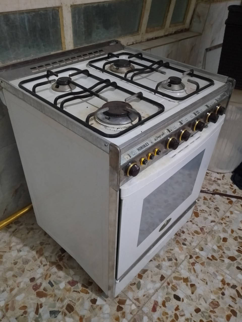 طباخ كريازي • شغال • نضافه ٩٥٪