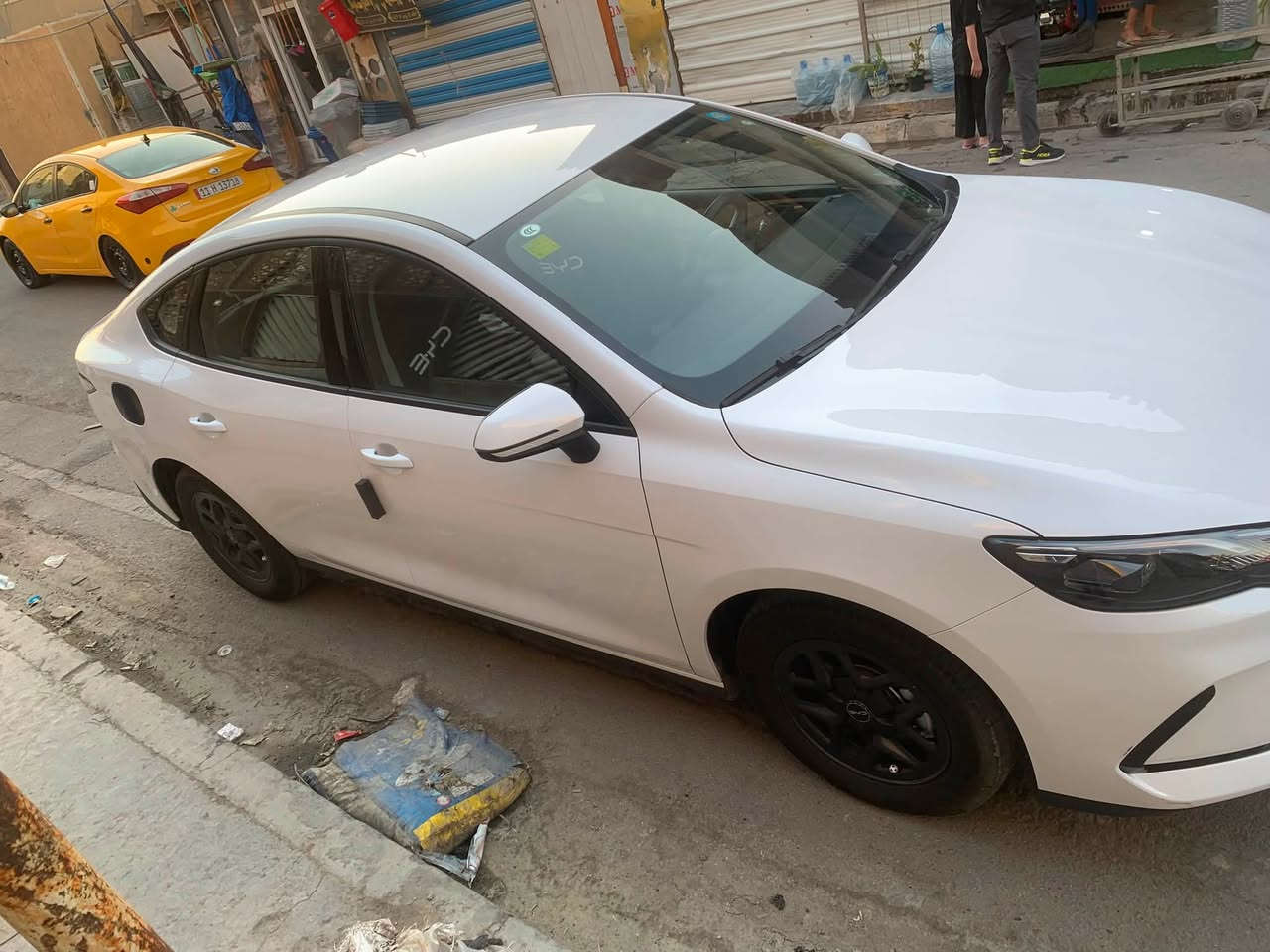 بي واي دي سيل 5
ماشي ١٠ الاف سيارة مكفوله كفاله عامه 
السعر ١٩ مليون وبيها مجال 
***********الاستفسار

