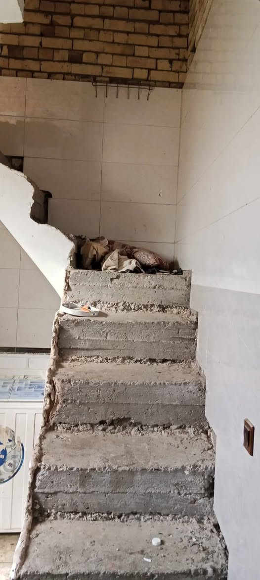 بيت • سيطره الشعب القديمه • ٥٥م