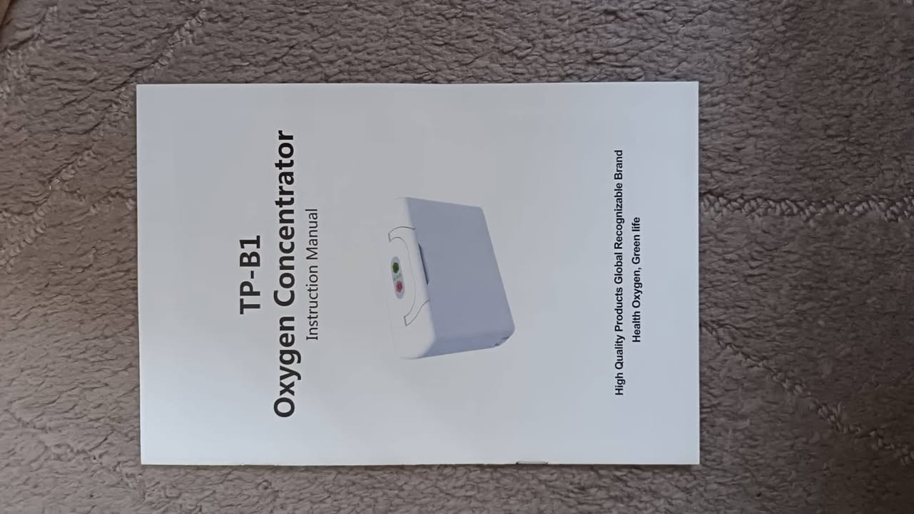 جهاز مكثف الأكسجين المحمول (Portable Oxygen Concentrator) 🌬️
الحل الأمثل لضمان حياة تنفسية مريحة وآمنة أثناء التنقل والحركة. جهاز خفيف الوزن، يعمل بالبطارية والكهرباء، ومزود بكل الملحقات اللازمة للاستخدام المنزلي أو في السيارة والسفر.
​المميزات الرئيسية:
​تصميم محمول مع حقيبة كتف لسهولة الحمل في كل مكان.
​بطارية ليثيوم قابلة للشحن للاستخدام اللاسلكي.
​إمكانية الشحن عبر محول السيارة أو مقبس الكهرباء المنزلي.
​تزويد مستمر بأكسجين نقي وعالي الجودة لتحسين جودة الحياة وتنقل سلس وآمن.
جديد
***********
